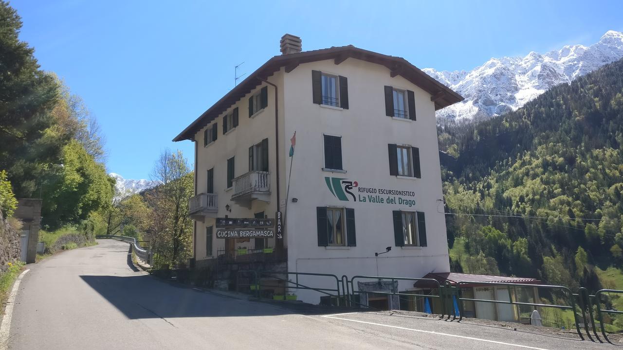 Hotel La Valle Del Drago Piazza Brembana Exteriér fotografie