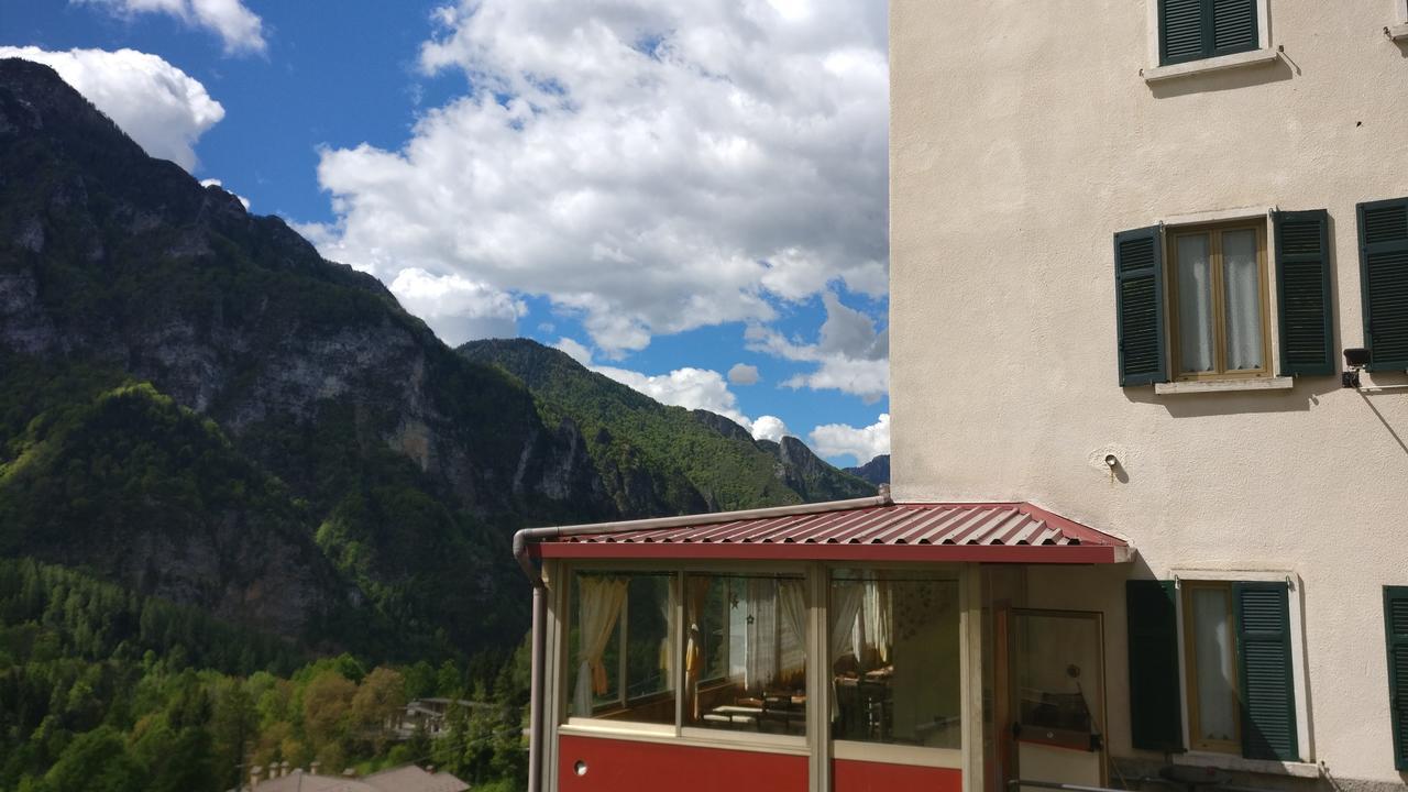 Hotel La Valle Del Drago Piazza Brembana Exteriér fotografie