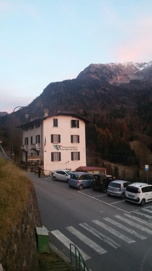 Hotel La Valle Del Drago Piazza Brembana Exteriér fotografie